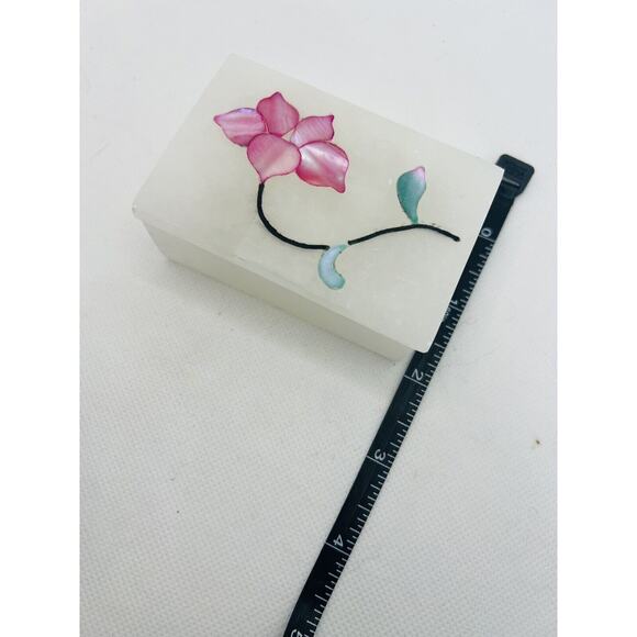 Soap Stone Mother of Pearl Inlay Flower Square Trinket Box w Lid - Picture 3 of 6